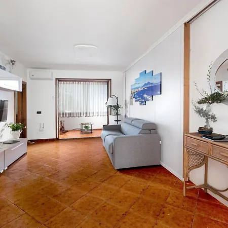 Affittacamere Double Luxury In Con Terrazzo Privato Massa Lubrense