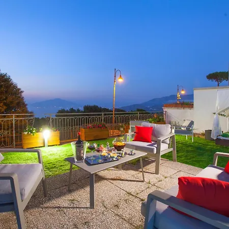 Guest house Double Luxury In Con Terrazzo Privato