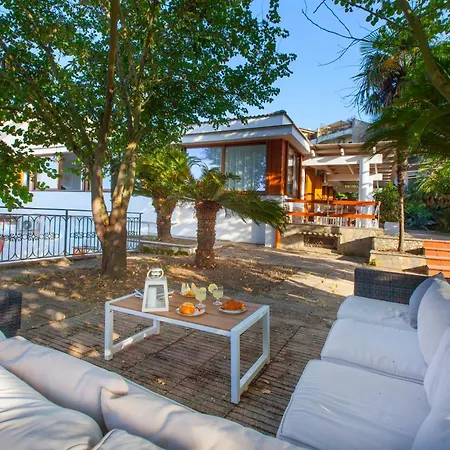 Vendégház Double Luxury In Con Terrazzo Privato Massa Lubrense