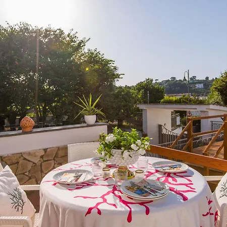 Double Luxury In Con Terrazzo Privato Massa Lubrense